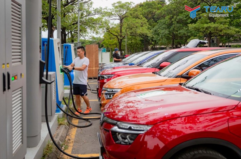 mô hình kinh doanh trạm sạc